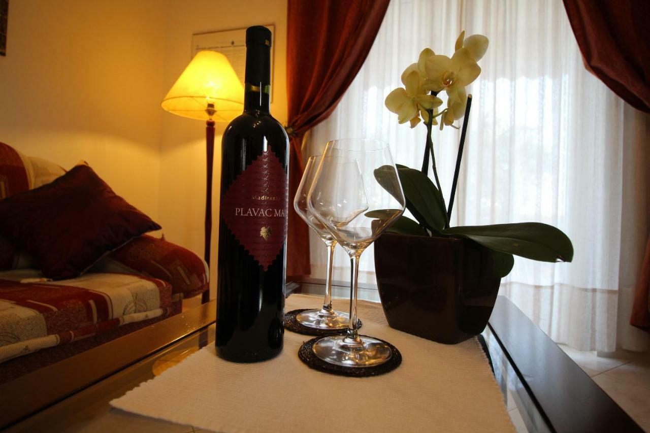 Olea Krk Apartament *