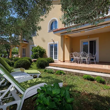 Apartmani Olea Krk Veglia Exterior foto