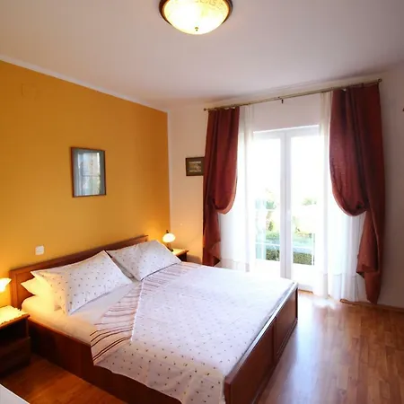 Apartmani Olea Krk Veglia Exterior foto